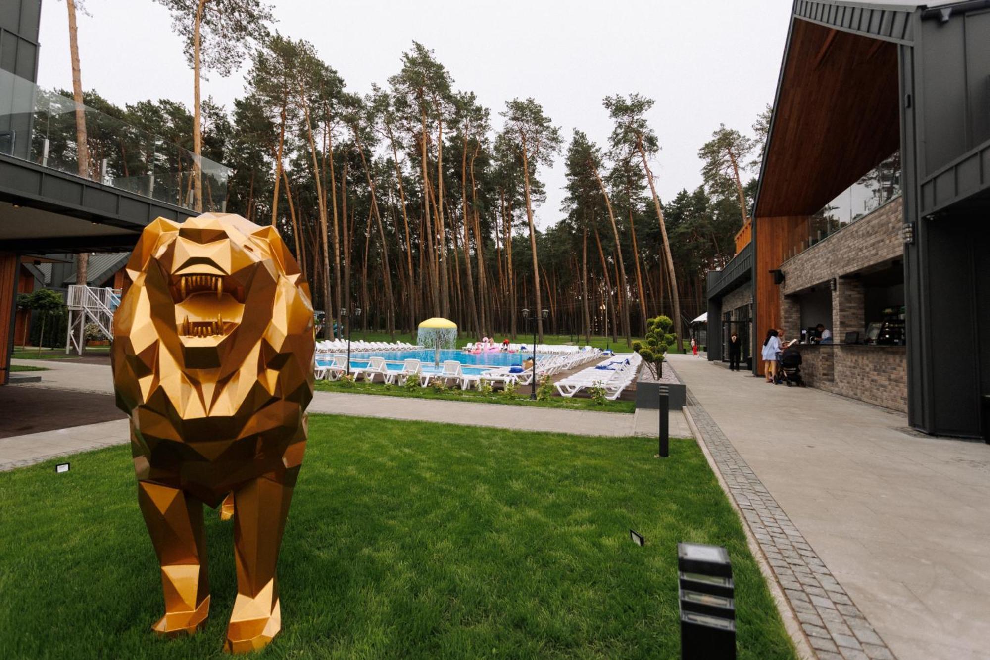 Hotel Golden Lion & Spa Tynnoye Exterior foto